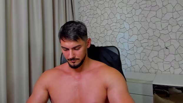 clintmasterss handsome Webcam SHOW @ Chaturbate 05-10-2025