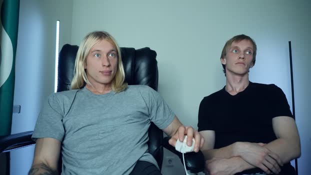 l_adonis_l naked Webcam SHOW @ Chaturbate 05-10-2025