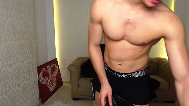 maxkaiden natural Webcam SHOW @ Chaturbate 05-10-2025