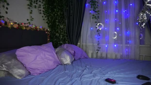 touch_me_if_you_can ladyboy Webcam SHOW @ Chaturbate 04-10-2025