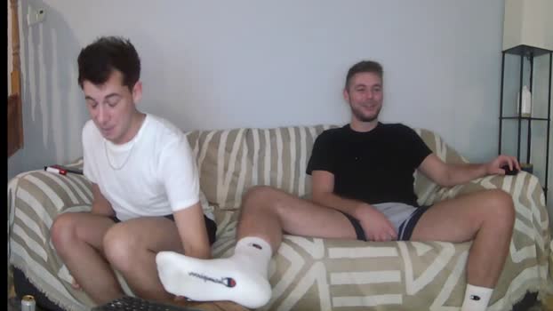 englishladxxx play Webcam SHOW @ Chaturbate 05-10-2025