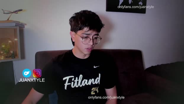 juancamroom sweet Webcam SHOW @ Chaturbate 06-10-2025