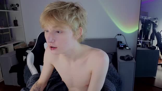 kessy_white natural Webcam SHOW @ Chaturbate 06-10-2025