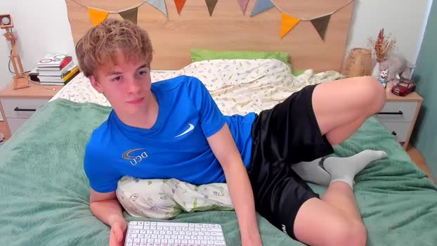 lanny_fandi deepthroat Webcam SHOW @ Chaturbate 06-10-2025