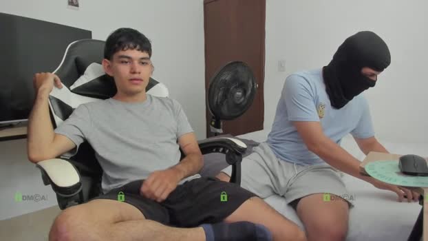 ronaldmq20 lick Webcam SHOW @ Chaturbate 05-10-2025