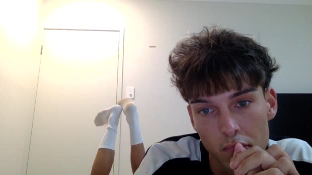 joel28665 Show Webcam SHOW @ Chaturbate 07-10-2025