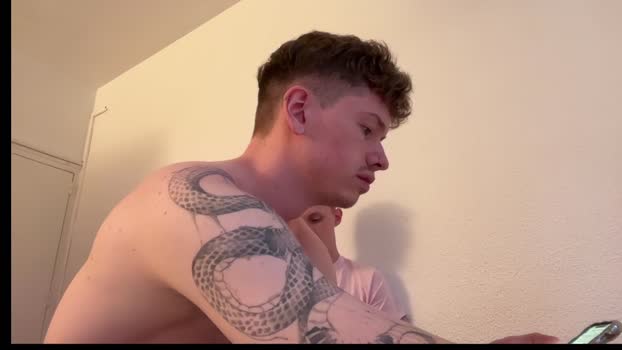 oliver_and_thomas Cam Webcam SHOW @ Chaturbate 06-10-2025