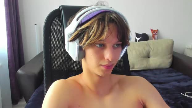 ostin_meoww bigtoys Webcam SHOW @ Chaturbate 07-10-2025