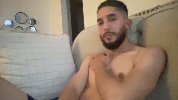 papicubano_guapo23cm bigload Webcam SHOW @ Chaturbate 07-10-2025