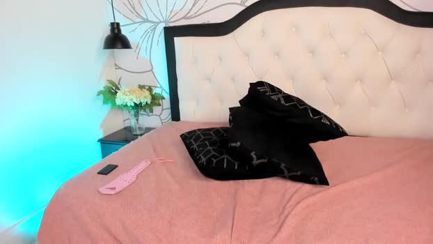 luna_stanford sweet Webcam SHOW @ Chaturbate 08-10-2025