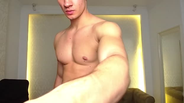 maxkaiden Ass Webcam SHOW @ Chaturbate 08-10-2025