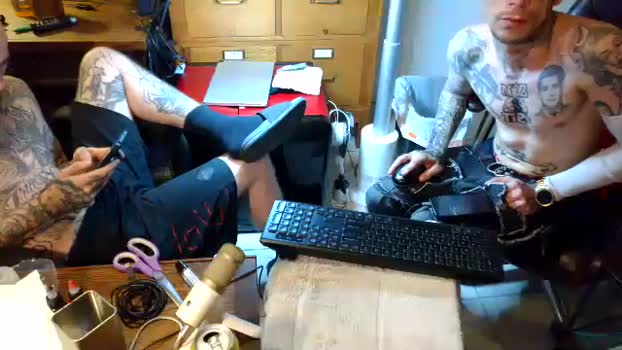 austinisking1916 kissing Webcam SHOW @ Chaturbate 10-10-2025