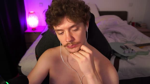 ironthud sexy Webcam SHOW @ Chaturbate 10-10-2025