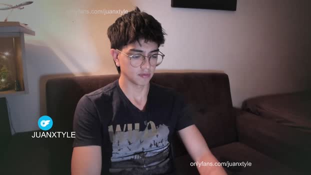 juancamroom bigdick Webcam SHOW @ Chaturbate 10-10-2025