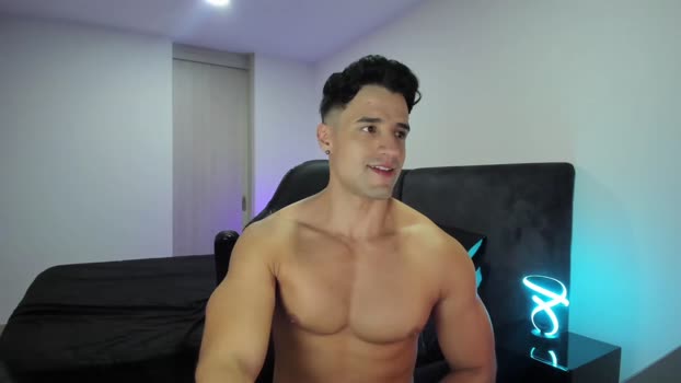 krops_ kiss Webcam SHOW @ Chaturbate 10-10-2025