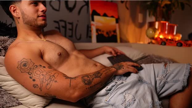 noha_miler gag Webcam SHOW @ Chaturbate 10-10-2025