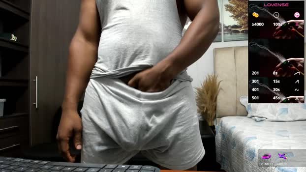 roccoblack02 jerkoff Webcam SHOW @ Chaturbate 10-10-2025
