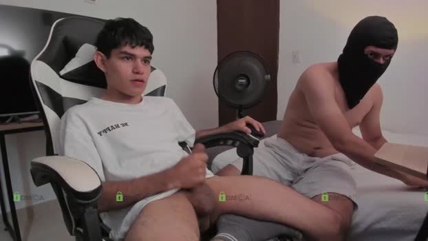 ronaldmq20 naked Webcam SHOW @ Chaturbate 10-10-2025