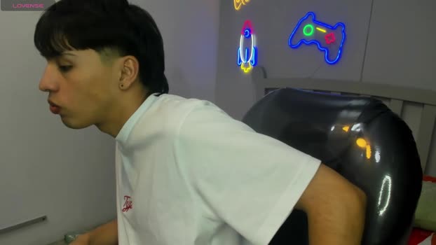 stiwentwink gay Webcam SHOW @ Chaturbate 09-10-2025