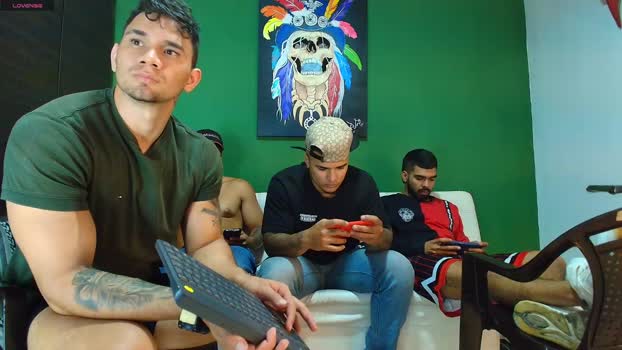 the_golden_boys legs Webcam SHOW @ Chaturbate 11-10-2025