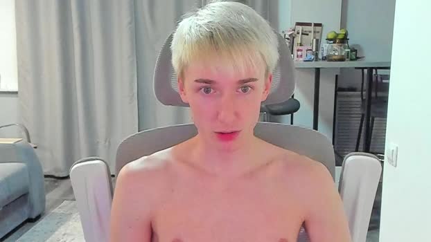 vibemygirl kissing Webcam SHOW @ Chaturbate 11-10-2025