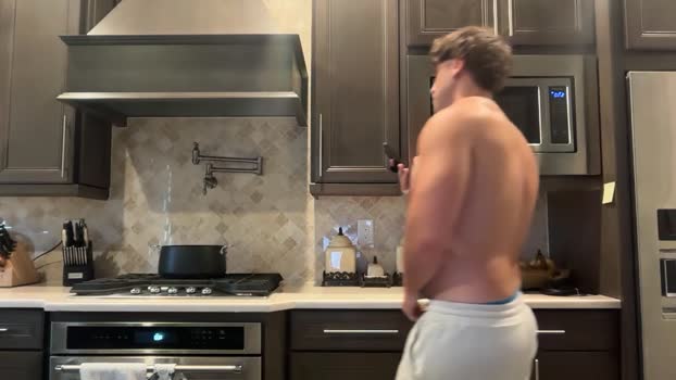 hungkingg22 bigcock Webcam SHOW @ Chaturbate 11-10-2025