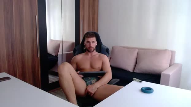 darius_94 toy Webcam SHOW @ Chaturbate 13-10-2025