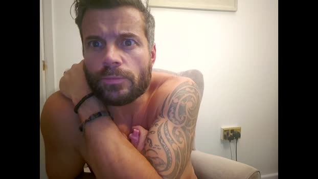 pete_le_meat fingering Webcam SHOW @ Chaturbate 14-10-2025