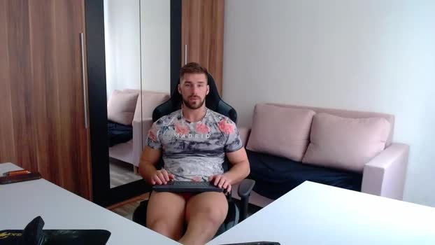darius_94 Topless Webcam SHOW @ Chaturbate 16-10-2025
