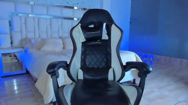santiagoreyesft skinny Webcam SHOW @ Chaturbate 16-10-2025