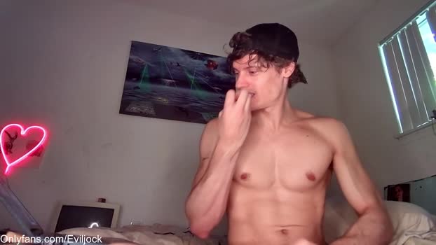 bebexxxdust lick Webcam SHOW @ Chaturbate 17-10-2025