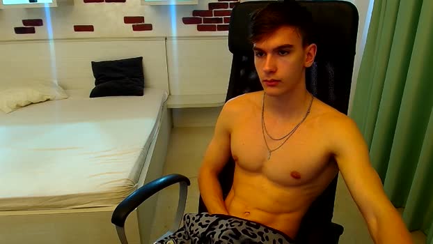 bradyflint kissing Webcam SHOW @ Chaturbate 17-10-2025