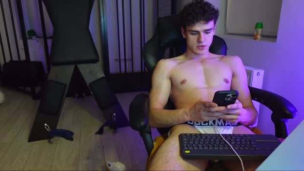 eric_poston fuck Webcam SHOW @ Chaturbate 16-10-2025