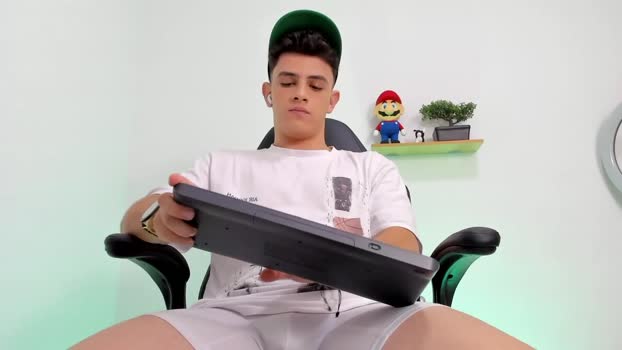mikecooper_ natural Webcam SHOW @ Chaturbate 17-10-2025