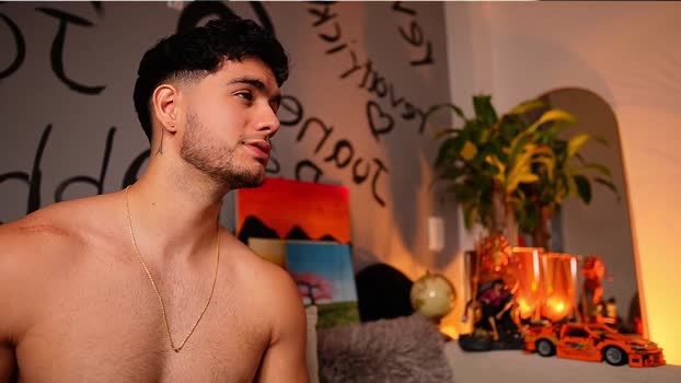 noha_miler kissing Webcam SHOW @ Chaturbate 16-10-2025