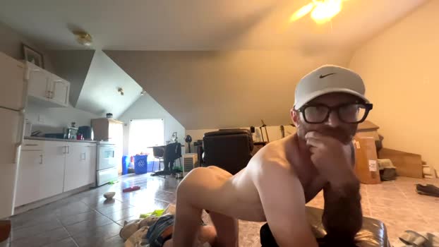 straightexhibitionistforcocks kiss Webcam SHOW @ Chaturbate 16-10-2025