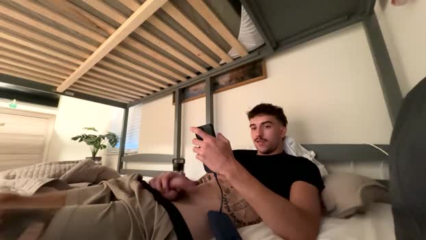 electron448 legs Webcam SHOW @ Chaturbate 19-10-2025