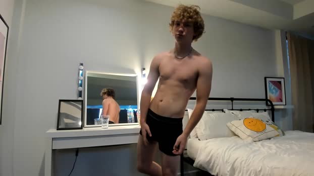 leo_wildd Video Webcam SHOW @ Chaturbate 19-10-2025