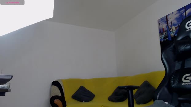 marioslim bicurious Webcam SHOW @ Chaturbate 19-10-2025