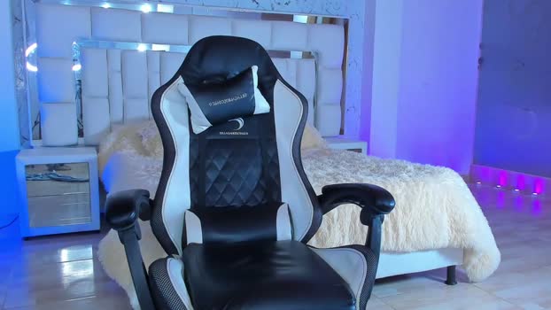 santiagoreyesft squirt Webcam SHOW @ Chaturbate 19-10-2025