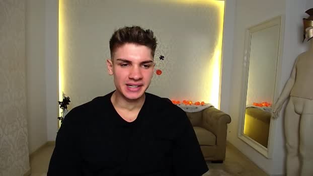 maxkaiden Porn Webcam SHOW @ Chaturbate 20-10-2025