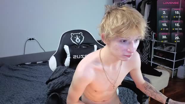kessy_white striptease Webcam SHOW @ Chaturbate 21-10-2025