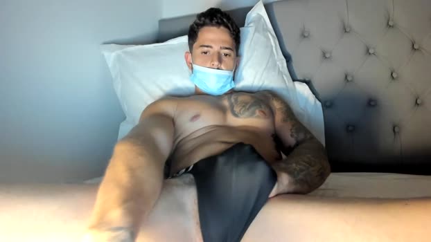 zaylanez kissing Webcam SHOW @ Chaturbate 21-10-2025