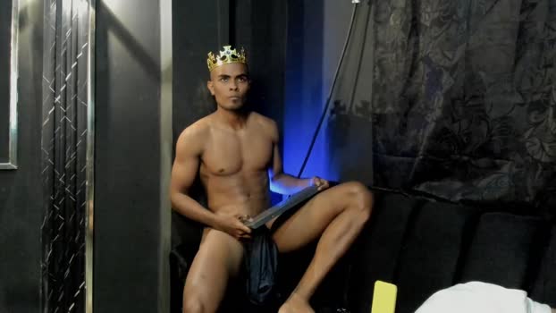 mr_maximo juicy Webcam SHOW @ Chaturbate 22-10-2025