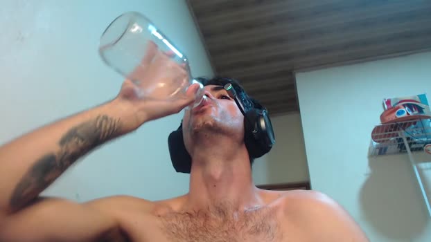therazhanen lick Webcam SHOW @ Chaturbate 22-10-2025