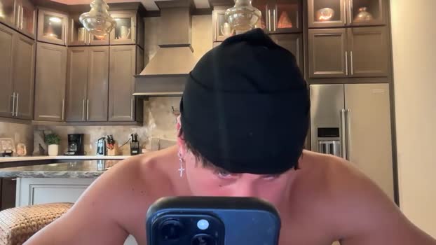 hungkingg22 twink Webcam SHOW @ Chaturbate 22-10-2025