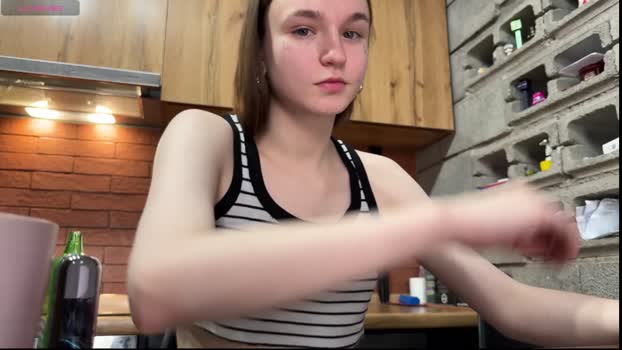 nloraaa yummy Webcam SHOW @ Chaturbate 23-10-2025