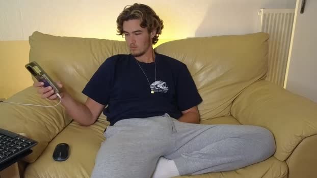 alex83530 handsome Webcam SHOW @ Chaturbate 23-10-2025