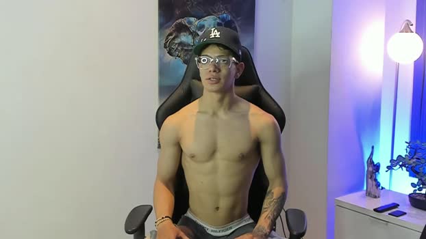 tony_petrov squirt Webcam SHOW @ Chaturbate 24-10-2025
