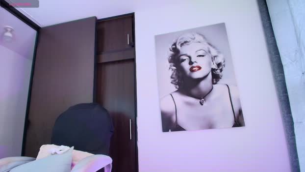 carolyne_sweet XXX Webcam SHOW @ Chaturbate 26-10-2025